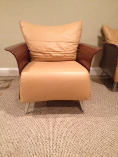 (4) Keilhauer Belle Leather Lounge Chair