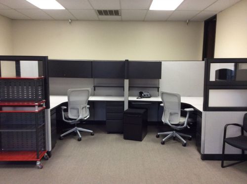 Haworth office cubicle modular stations, mint condition! for sale