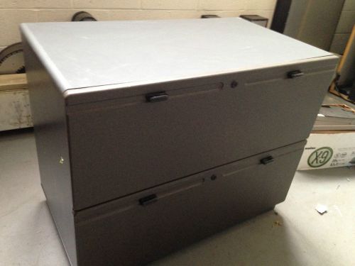 ***2 DRAWER LATERAL SIZE FILE CABINET by  BUSH OFFICE FURN in GRAY COLOR***