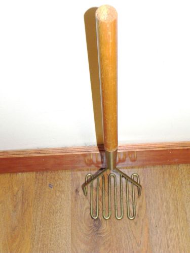 Estate=Large Hand Tool, Walboard Tools-CA comes this Mud Mixer with Wood Handle