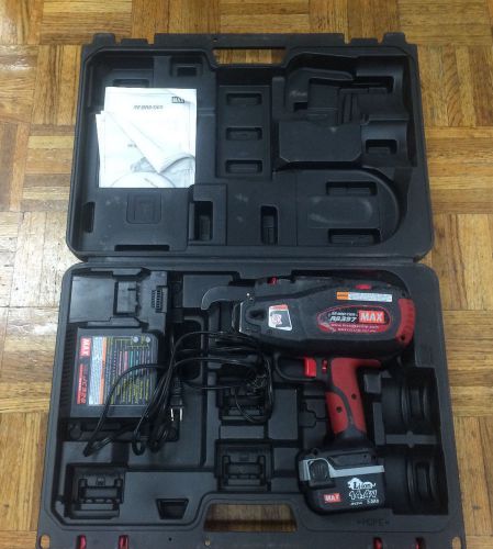 MAX RB397 Rebar Tier Battery Operated Cordless Tying Tool w/ Case &amp; Charger