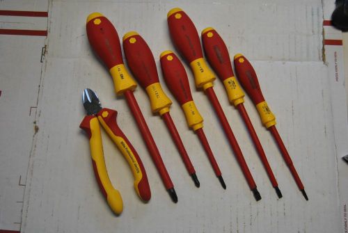 Wiha Professional 1000V Insulated Screwdriver Set and  Side cutter pliers EXC