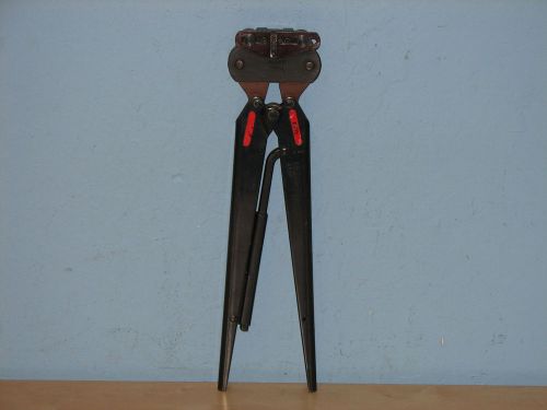 AMP 58305 1 Ratchet Type C Hand Crimping Tool Crimper  58305-1 (RED)