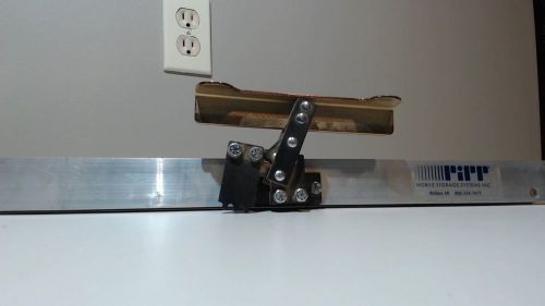 Pipp Mobile Storage Systems, posi- lock track system