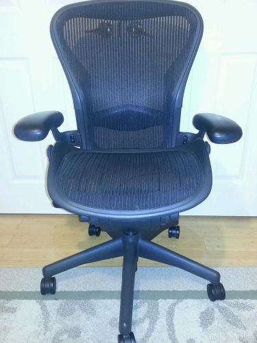 Herman Miller Aeron Chair LUMBAR Fully Adjustable Desk Office Task