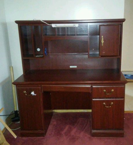 Excellent condition office Walnut  Wall desk