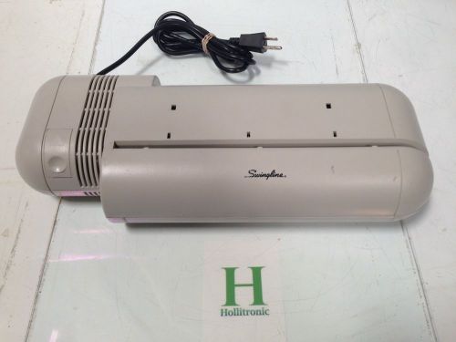 Swingline 535 Commercial 3 Hole Electric Paper Punch 28 Sheets Capacity