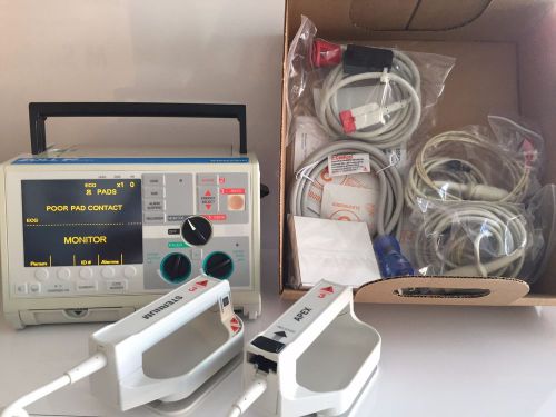 ZOLL M3 SERIES WITH BAG INCLUDED BIOMEDIC TESTED