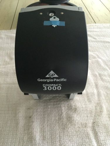 Georgia-Pacific Compact 3000 vertical double roll coreless tolitpaper dispenser