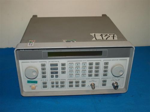 Hewlett Packard 8647A Signal Generator 250 kHz -1000MHz