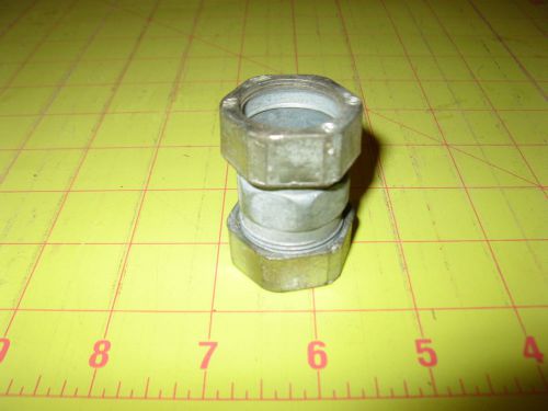 3/4&#034; thinwall couplings EMT conduit connectors, rain tight