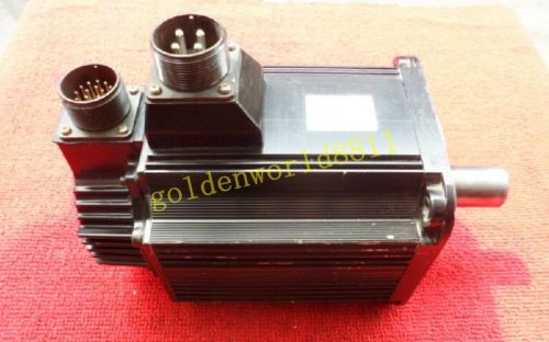 Yaskawa AC servo motor SGMS-30A6AB good in condition for industry use