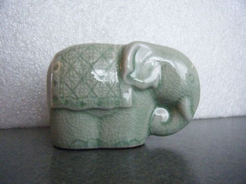Decorative Collectible Elephant Business Card Holder Desk Accessories Christmas