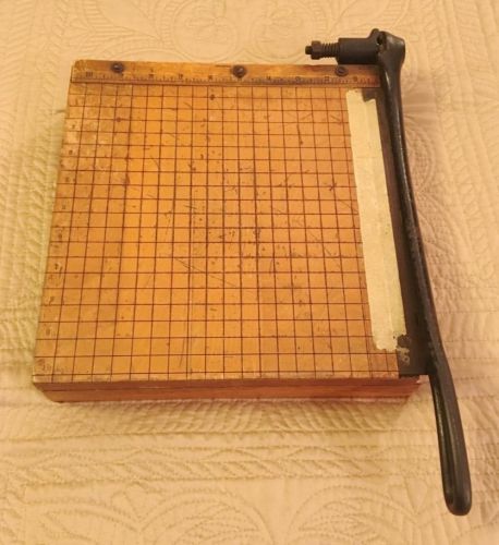 VINTAGE INGENTO NO. 3 GUILLOTINE PAPER CUTTER - IDEAL SCHOOL SUPPLY
