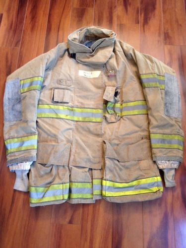 Firefighter Turnout / Bunker Gear Coat Globe G-Extreme Size 43-C x 35-L 2005 Use