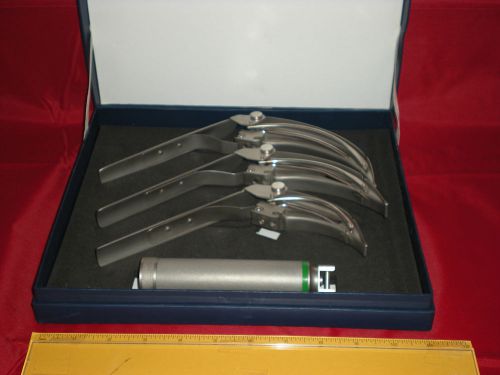Laryngoscopes boxed McCoy blade set