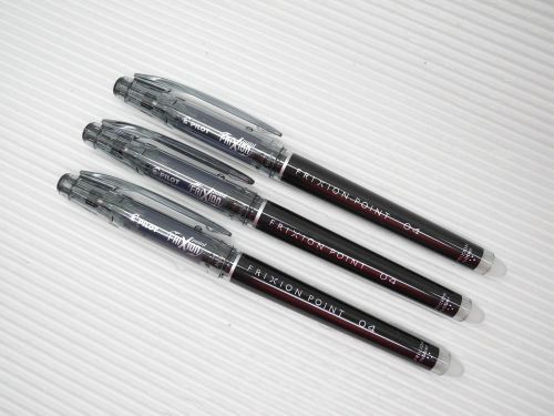 3pcs PILOT FRIXION 0.4mm needle tip roller ball pen with cap black(Japan)