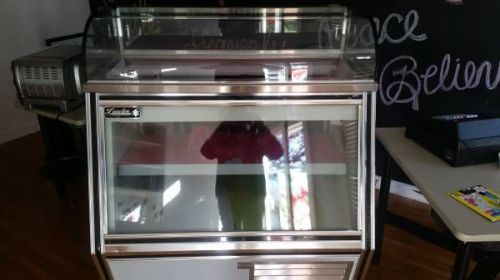 Ledger Deli Refrigerator Case, Curved Glass