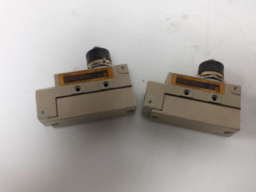 lot of 2 Omron - ZE-NA2-2S - Limit Switch No Lever Arm