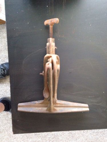 RARE  EARLY VINTAGE SARGENT?? NO.93 CLAMP ON CAST IRON  VISE MADE IN USA
