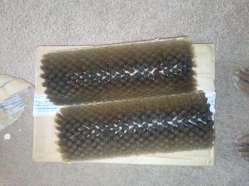Host Soft Brown Brushes