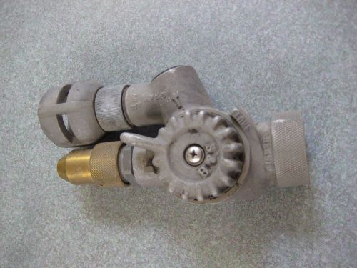 FSS-S&amp;H Forestry Twin Nozzle 1&#034; NPSH - 3/4&#034; NH (nozzles included)