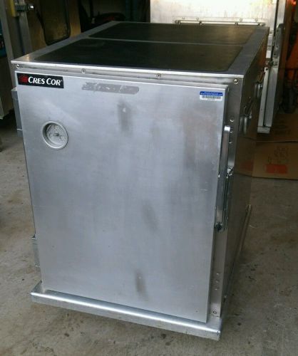 Cres Cor Enclosed Mobile Insulated Cabinet Model# 3091813c