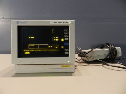 Space Labs 90309 Patient Monitor w/ power pack