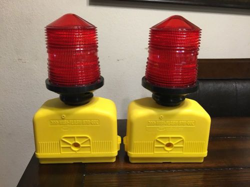 Pair of Dietz 670 Visi-Flash Warning Lights - battery operated