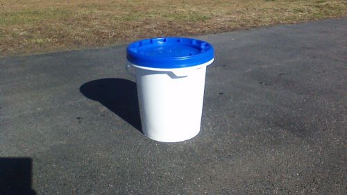 5 gallon polyethylene pail m+m industries un rated hazmat with screwtop lid mint for sale