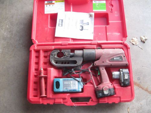 Burndy Patriot PAT46-LI battery powered hydraulic Tool 15 Ton CASE 2 Batteries