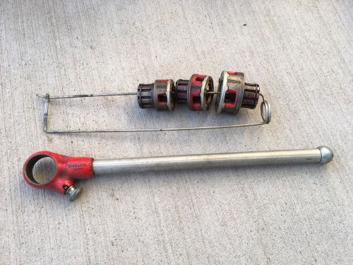 Ridgid 00-R Ratcheting Pipe Threader With Dies 1/2&#034; 3/4&#034; 1&#034; Excellent Shape