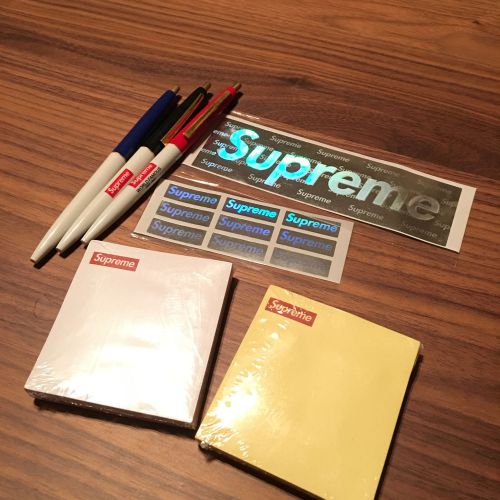 Supreme Box Logo Bic Clip Pen Pack of 3 and Note Post It Pad Keychain Shirt