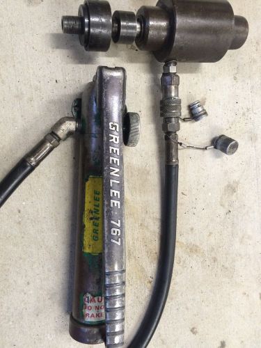 GREENLEE 767 HYDRAULIC HAND PUMP AND GREENLEE 746 RAM W/ 1-1/4&#034; Knockout Punch
