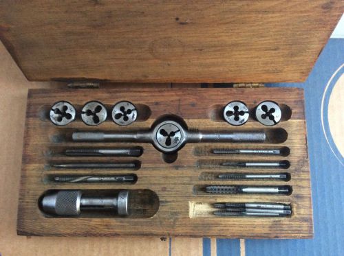 Button die screw plate gtd greenfield tap &amp; die set in wood case endfield, mass. for sale