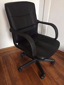 mid back office chair