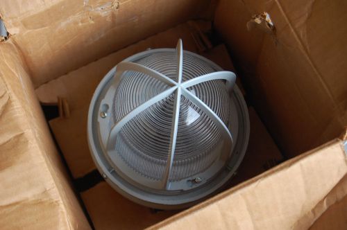 New appleton electric aau-15n a-51 vented explosion proof lighting fixture for sale