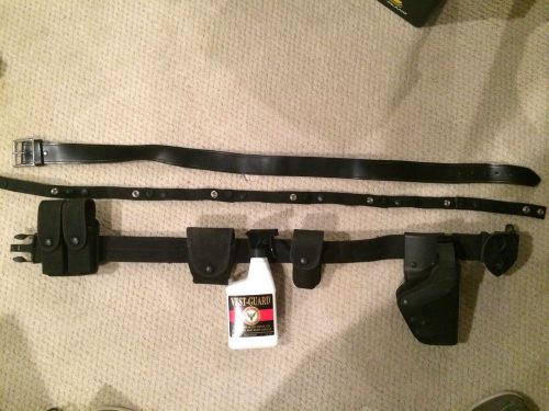 Uncle mike&#039;s nylon police/sheriff/le duty belt w/ belt keepers, holster &amp; more! for sale