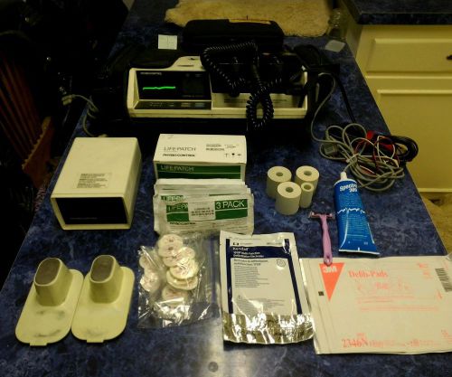 Physio control lifepak 10 case batteries charger more for sale