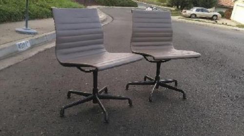 Eames Aluminum Group Armless Management Chair Herman Miller Leather Mid Century
