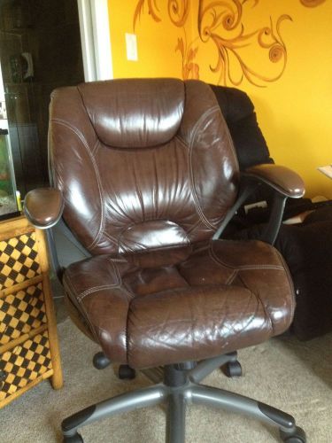 Office Chair - Self-Assembly Required - Swivel - Tilt- LEATHER - Comfort