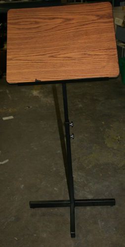 Safco Adjustable Speaker Stand Podium 8921MO