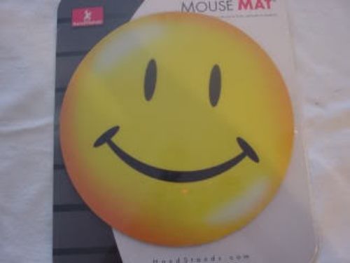 new HandStands brand Smiley Face Computer Mouse Pad Mat