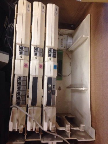 Avaya at&amp;t partner 206e module 200e and r4.0 controller in cabinet with 3 phones for sale