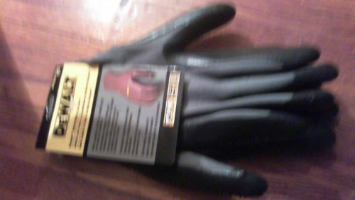 DeWalt ultradex dotted nitrile dip Gloves - DPG68 - Size medium