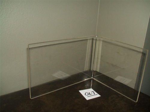 Acrylic Display Shelf Riser Sign OL7-67