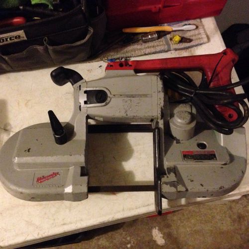 MILWAUKEE DEEP CUT PORTABLE BAND SAW