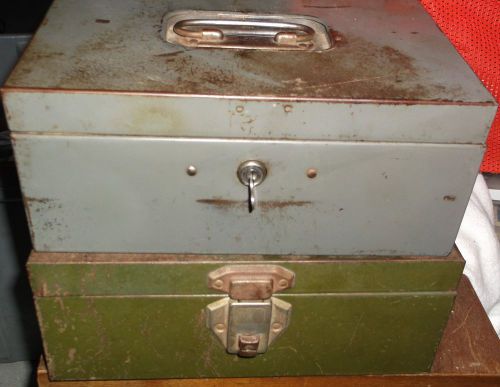 2 vintage lot cash boxes inner compartments for change.1 has key 1 Wilco doesn&#039;t