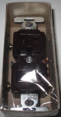 Eagle 293B, 3-Way Quiet Switch &amp; Grounding Receptacle, 15A-120V AC, Brown