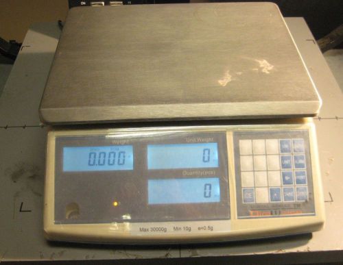 Used in good condition Digiweigh DWP 98 CHD Counting Scale